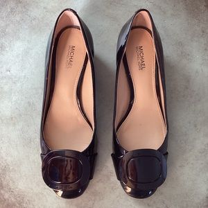 Michael Kors Pauline Black Patent Buckle Shoes Size 6.5